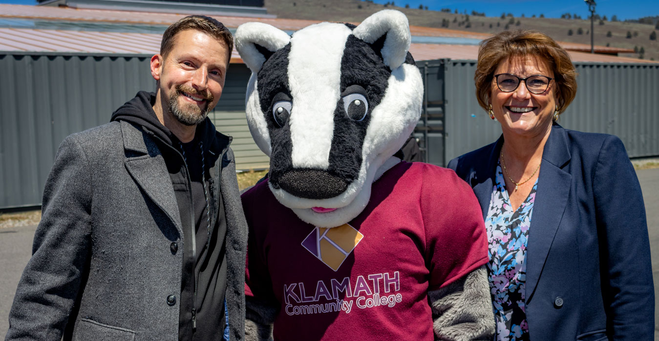 Baxter on Campus with Friends